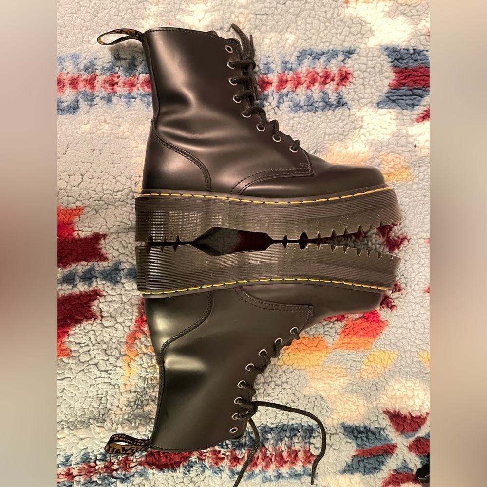 Dr. Martens Jadon Boots Womens 10 - Picture 2 of 4